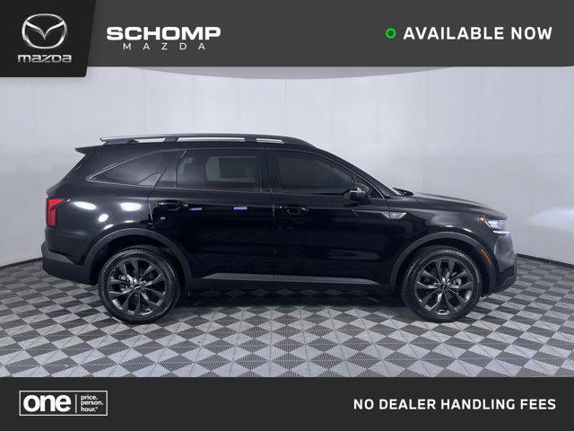 used 2022 Kia Sorento car, priced at $30,471