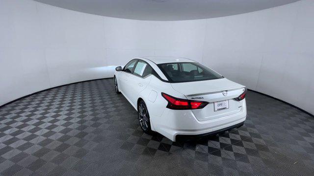 used 2023 Nissan Altima car, priced at $23,332