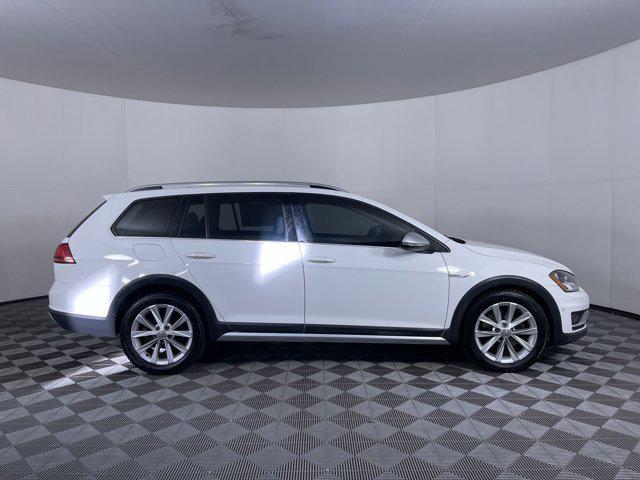 used 2017 Volkswagen Golf Alltrack car, priced at $18,298