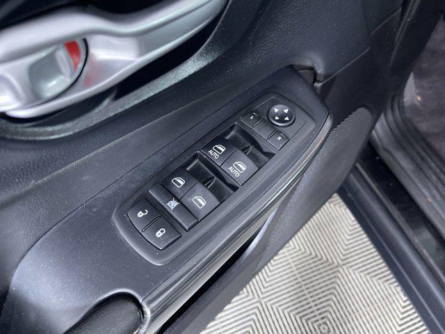 used 2016 Jeep Cherokee car, priced at $13,400