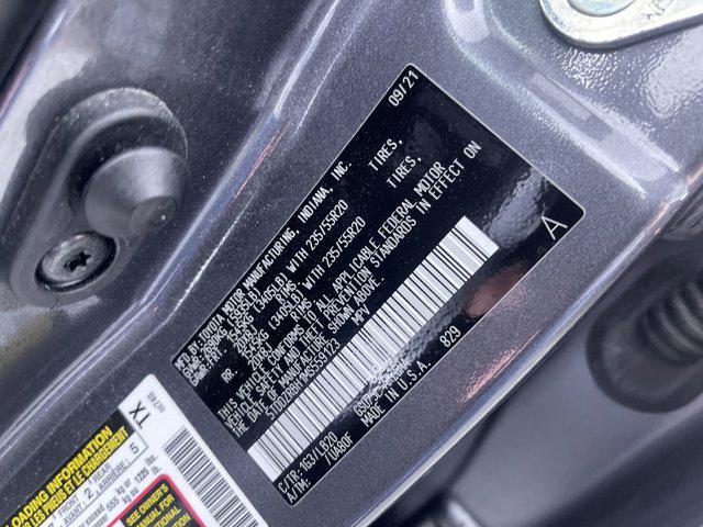 used 2021 Toyota Highlander car, priced at $39,544