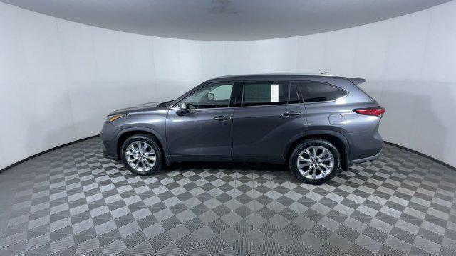 used 2021 Toyota Highlander car, priced at $39,544
