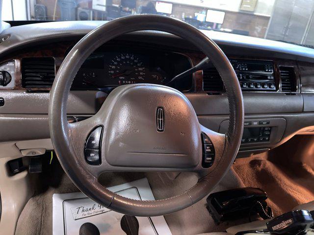 used 1999 Lincoln Town Car car, priced at $8,900