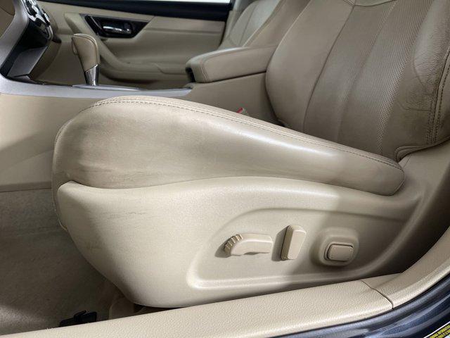 used 2014 Nissan Altima car, priced at $10,600