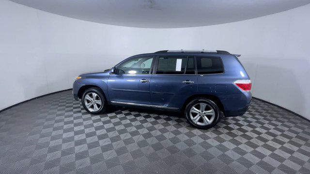 used 2013 Toyota Highlander car, priced at $19,900