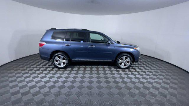 used 2013 Toyota Highlander car, priced at $19,900
