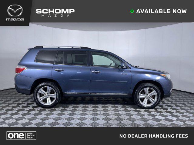 used 2013 Toyota Highlander car, priced at $19,900