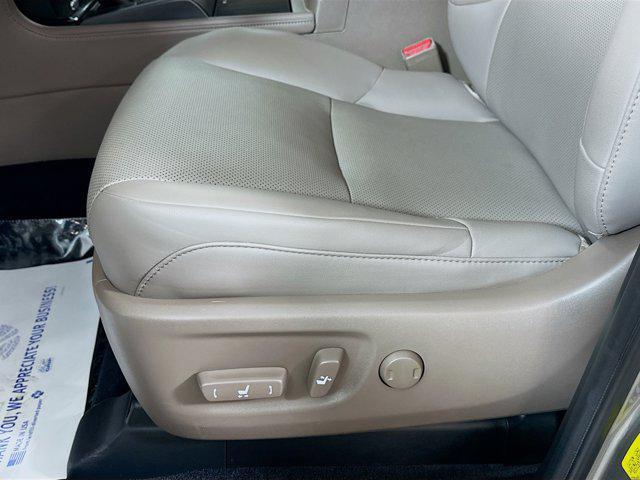 used 2023 Lexus GX 460 car, priced at $55,986