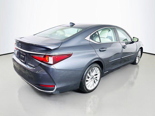 used 2022 Lexus ES 300h car, priced at $39,789