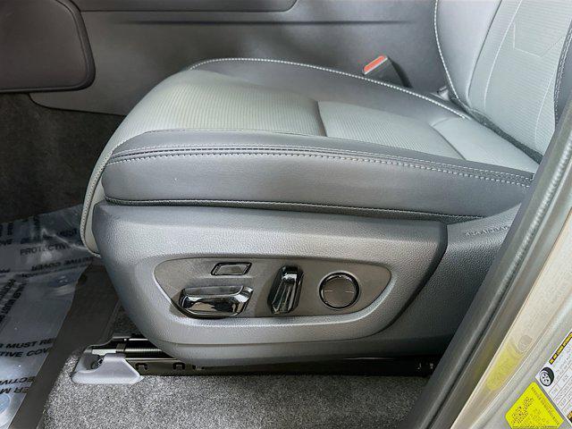 new 2025 Lexus GX 550 car, priced at $83,593