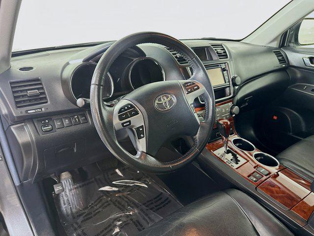 used 2013 Toyota Highlander car, priced at $16,491