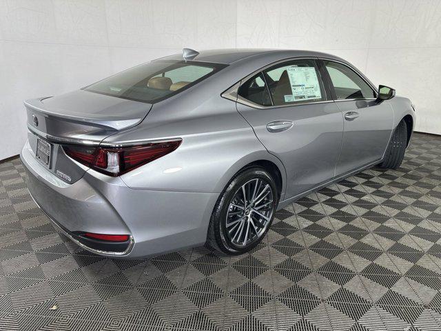 new 2025 Lexus ES 300h car, priced at $51,389