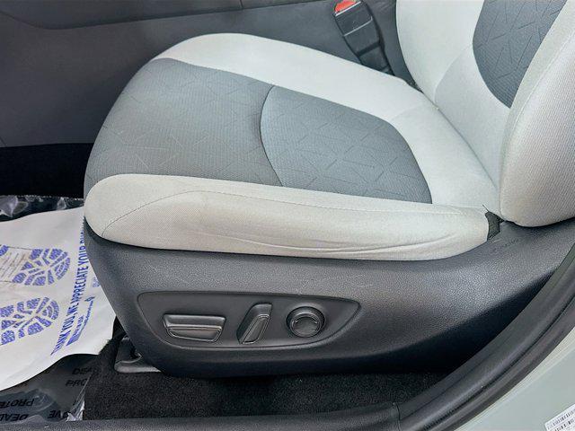 used 2021 Toyota RAV4 Hybrid car, priced at $22,374