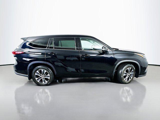 used 2021 Toyota Highlander car, priced at $28,348