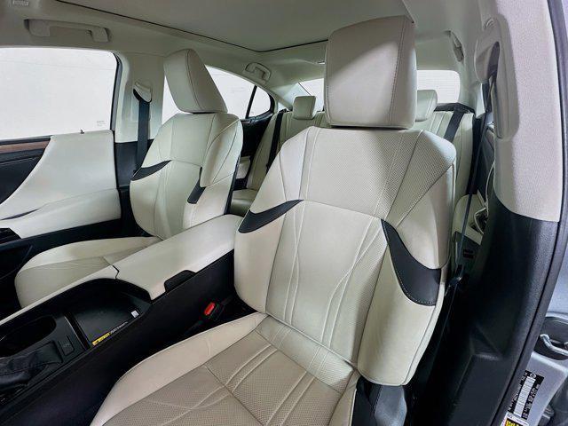 used 2025 Lexus ES 350 car, priced at $45,505