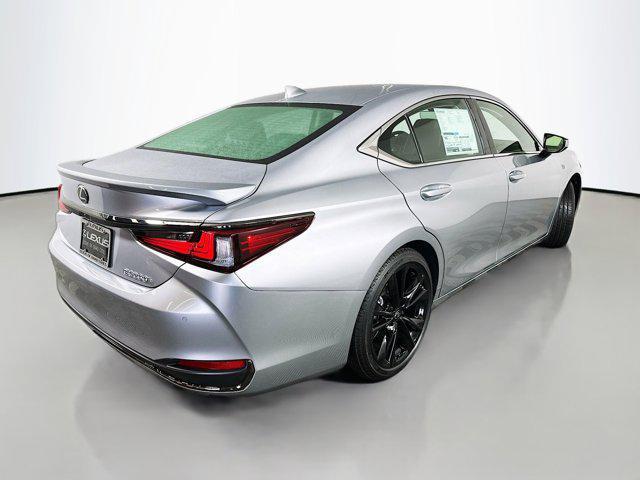 new 2025 Lexus ES 300h car, priced at $53,024
