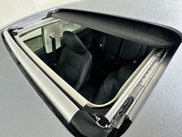 new 2025 Lexus ES 300h car, priced at $53,024