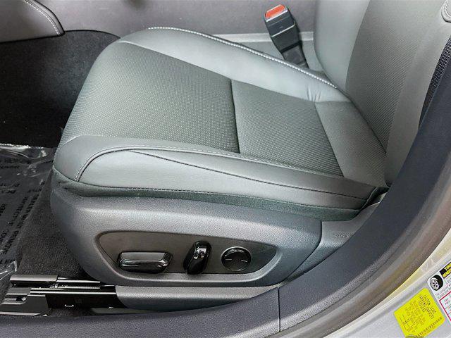 new 2025 Lexus ES 300h car, priced at $53,024