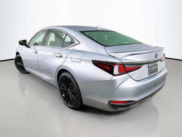 new 2025 Lexus ES 300h car, priced at $53,024