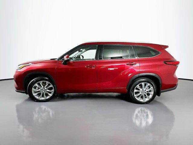 used 2020 Toyota Highlander car, priced at $29,818