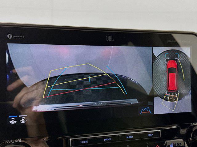 used 2020 Toyota Highlander car, priced at $29,818