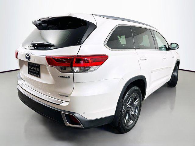 used 2019 Toyota Highlander Hybrid car, priced at $35,991