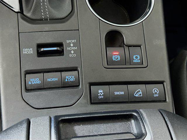 used 2022 Toyota Highlander car, priced at $33,296