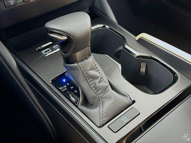 new 2025 Lexus ES 350 car, priced at $49,425
