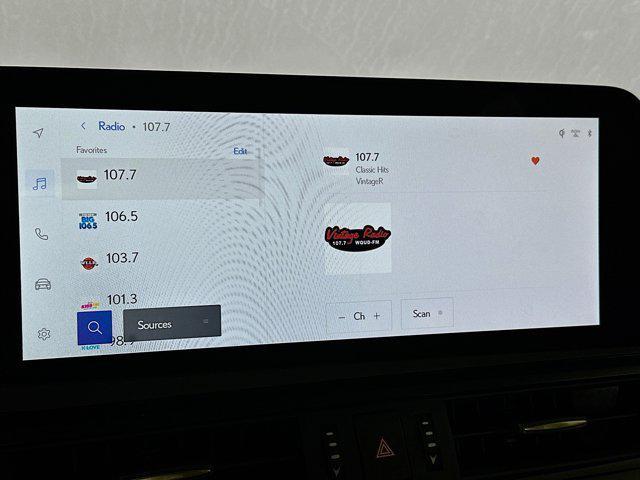 new 2025 Lexus ES 350 car, priced at $49,425