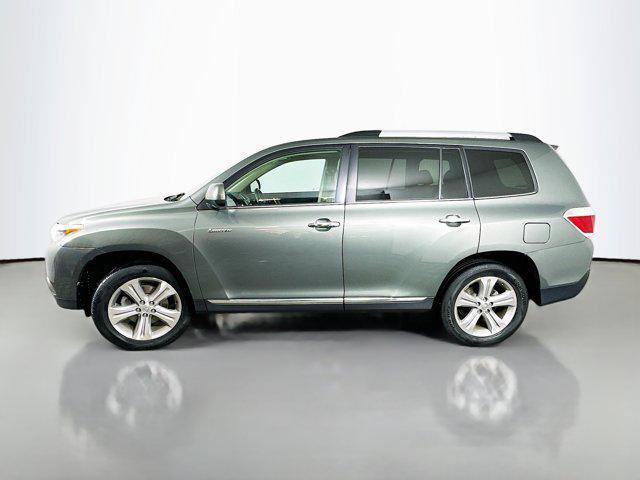 used 2013 Toyota Highlander car, priced at $10,873