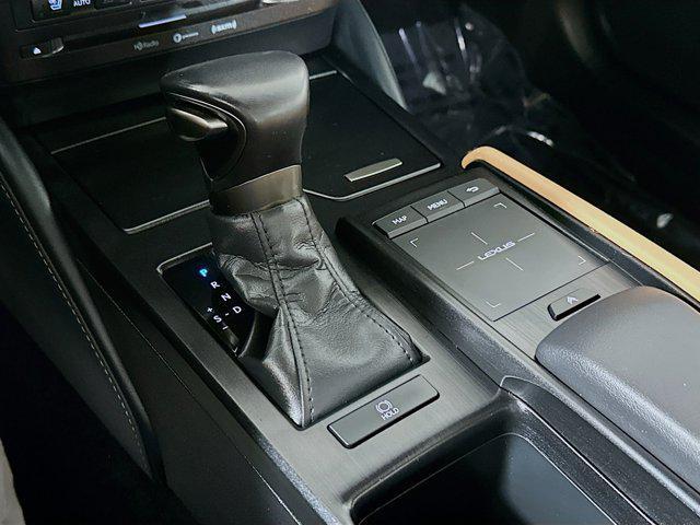 used 2022 Lexus ES 350 car, priced at $36,337