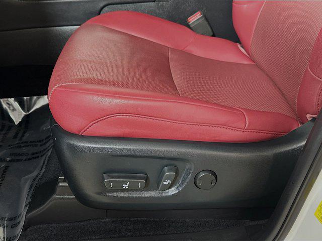 used 2022 Lexus GX 460 car, priced at $50,899