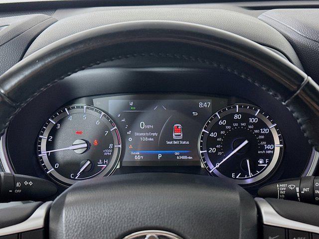 used 2022 Toyota Highlander car, priced at $33,388