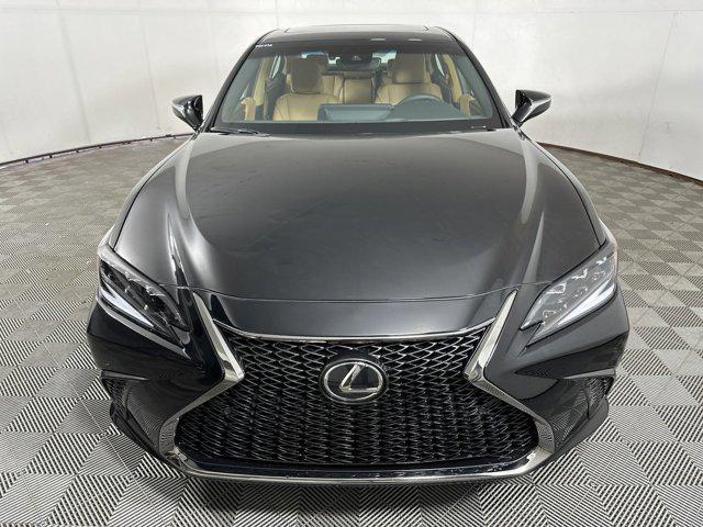 new 2025 Lexus ES 300h car, priced at $52,364