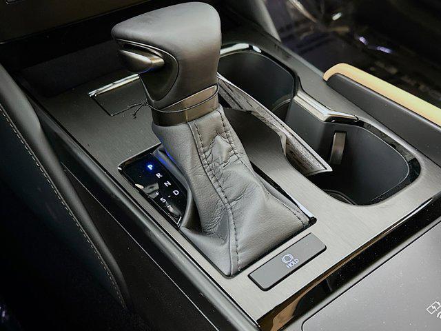 new 2025 Lexus ES 350 car, priced at $49,825
