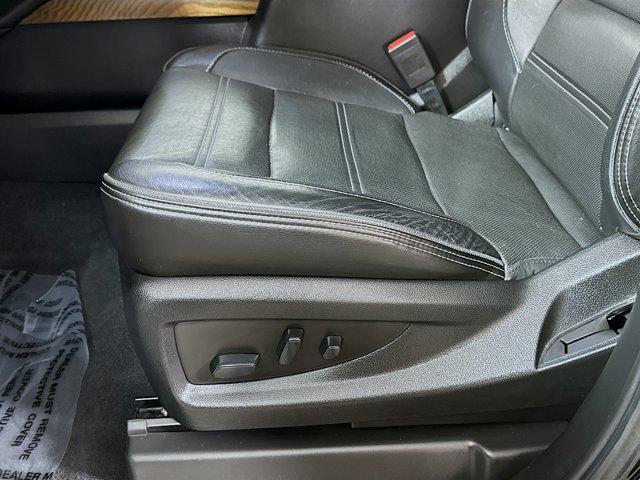 used 2020 GMC Yukon XL car, priced at $28,398