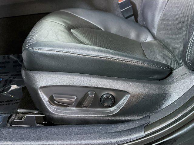 used 2020 Toyota Camry Hybrid car, priced at $21,625