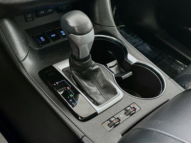 used 2018 Toyota Highlander car, priced at $28,841