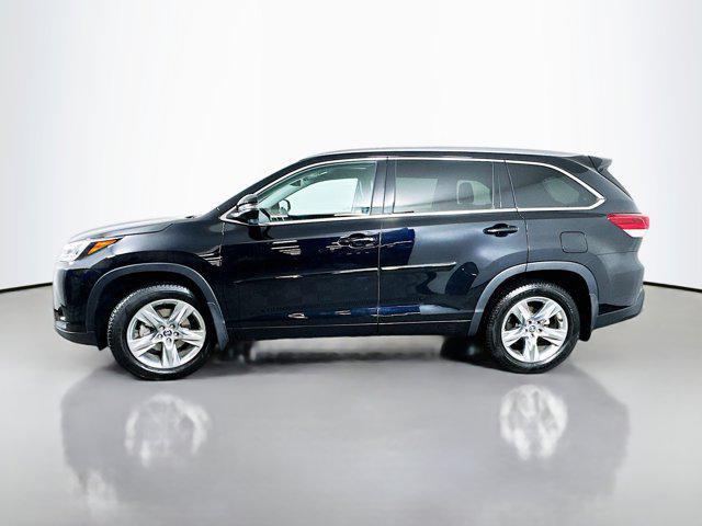 used 2018 Toyota Highlander car, priced at $28,841