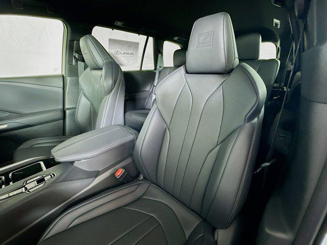 new 2025 Lexus TX 500h car, priced at $76,304
