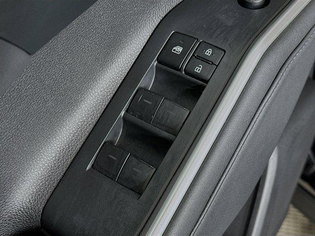 used 2022 Toyota Highlander car, priced at $37,021