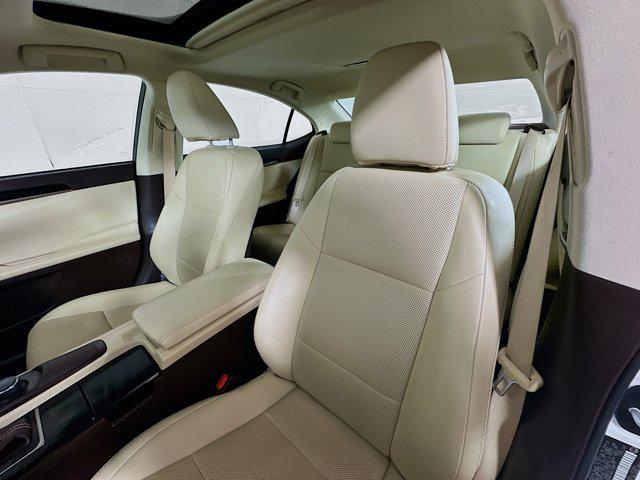 used 2018 Lexus ES 350 car, priced at $25,955