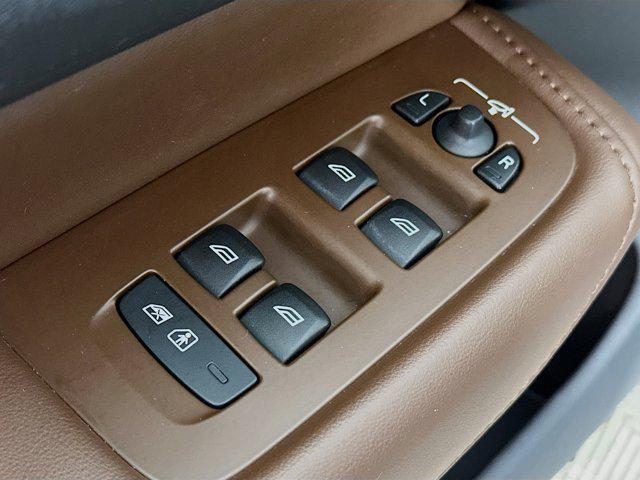 used 2020 Volvo XC60 car, priced at $25,991