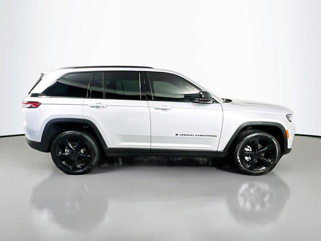 used 2024 Jeep Grand Cherokee car, priced at $38,920