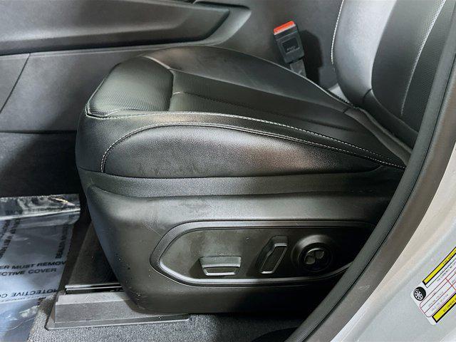 used 2024 Jeep Grand Cherokee car, priced at $38,920