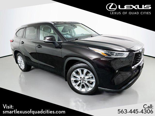 used 2020 Toyota Highlander car, priced at $30,685