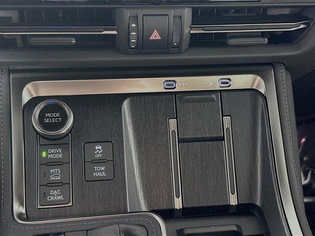 used 2025 Lexus GX 550 car, priced at $89,731