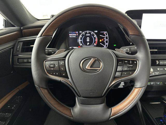 new 2025 Lexus ES 350 car, priced at $56,944