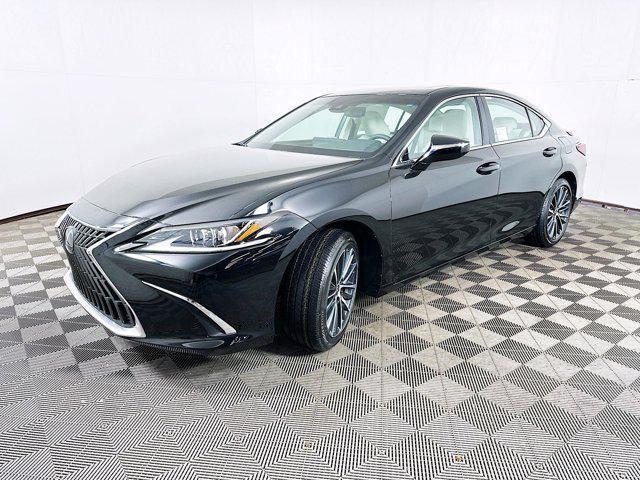 new 2025 Lexus ES 300h car, priced at $50,489