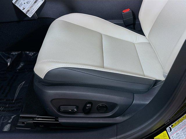 new 2025 Lexus ES 300h car, priced at $50,489